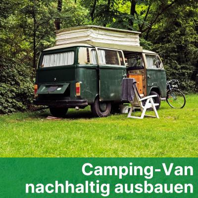 Camping-Bus auf Wiese