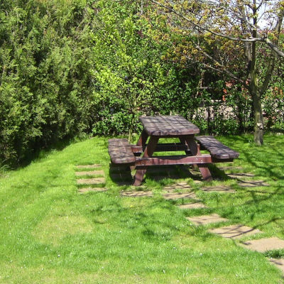 Terrasse & Gartenmöbel auffrischen